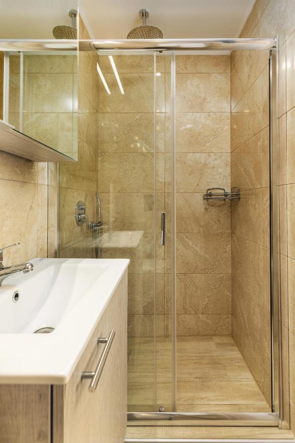 Aria Garden Suites نيكيتي المظهر الخارجي الصورة