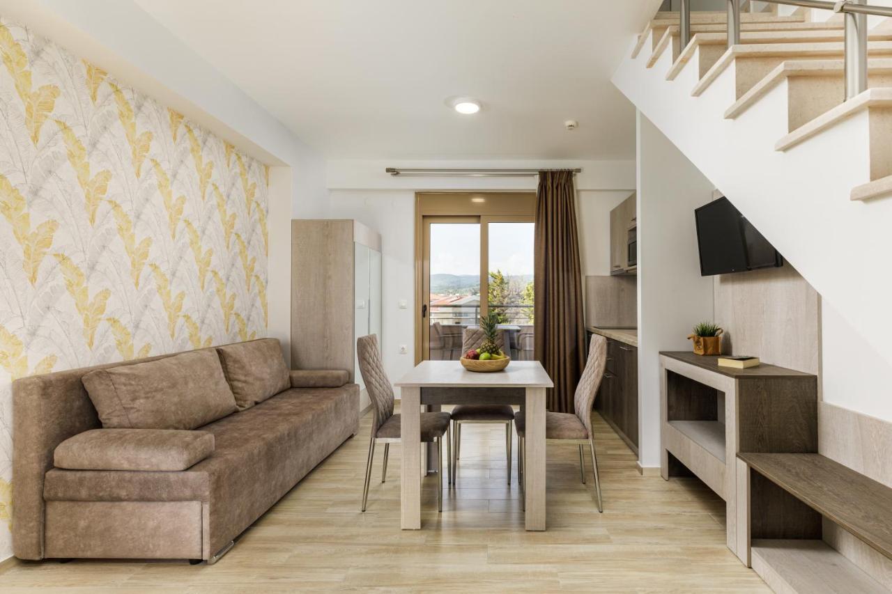 Aria Garden Suites نيكيتي المظهر الخارجي الصورة